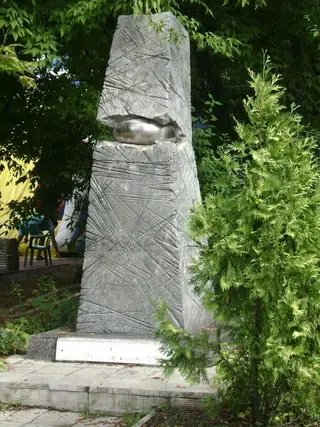 Паметник на жертвите на комунизма - Шумен — Шумен