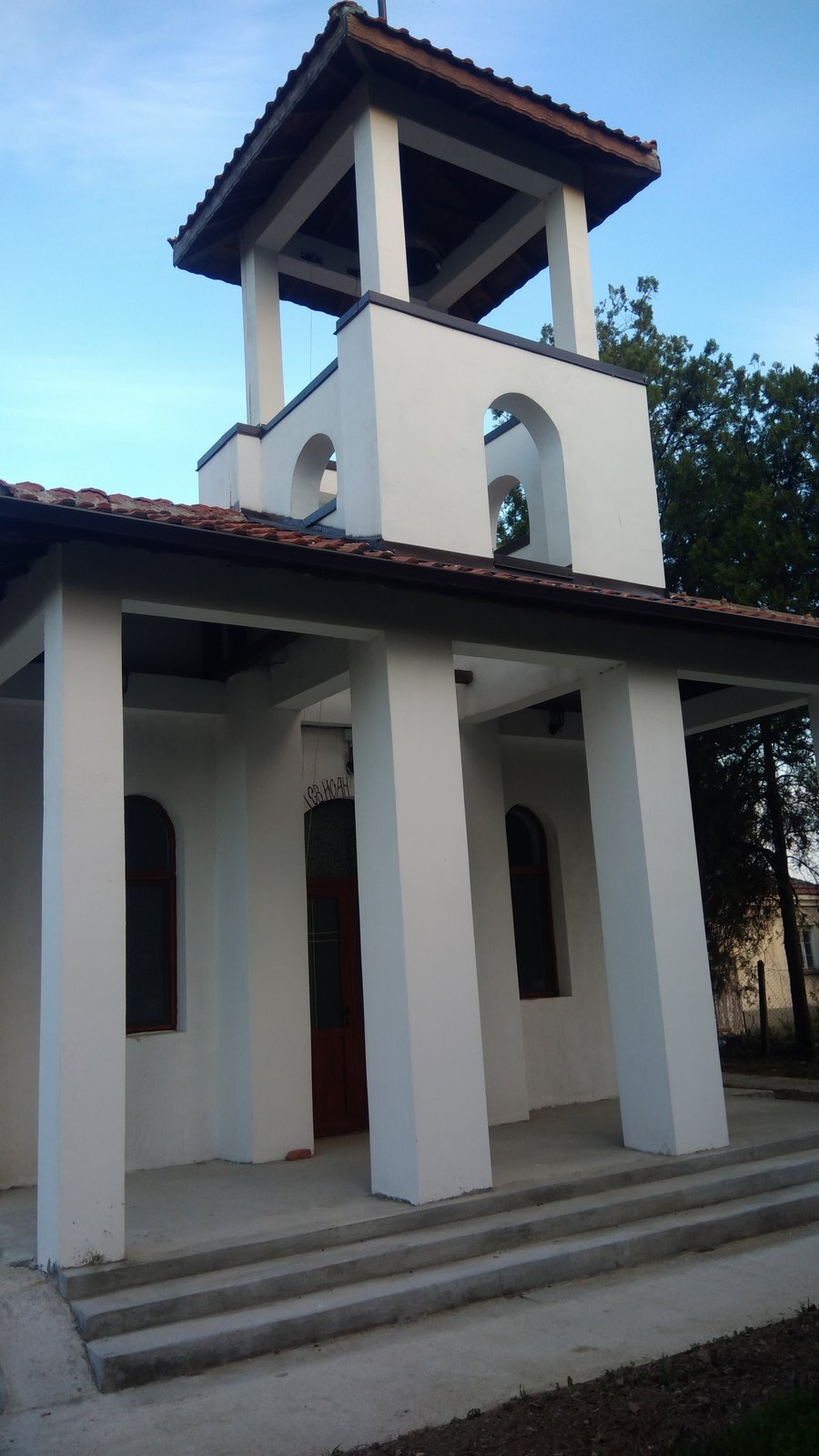 Църква "Свети Иван Рилски" - с. Драгоданово