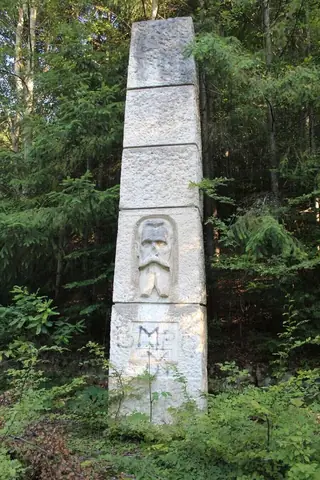 Паметник на Александър Димитров - Конявска планина — Цървеняно