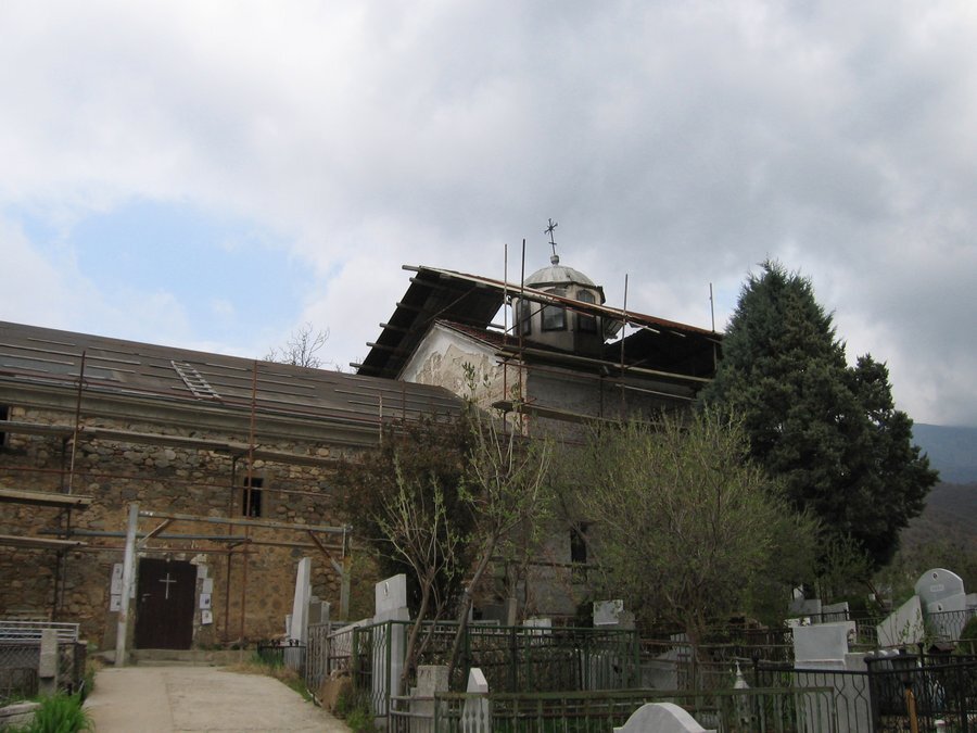 Църква "Свети Архангел Михаил" - Рила