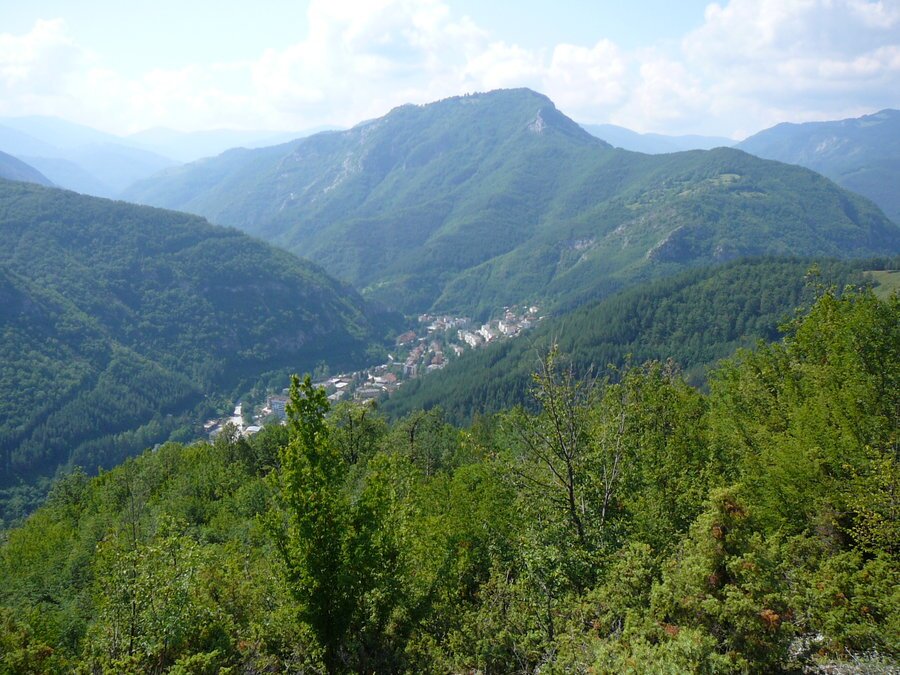 Екопътека "Комин дере" - Лъки