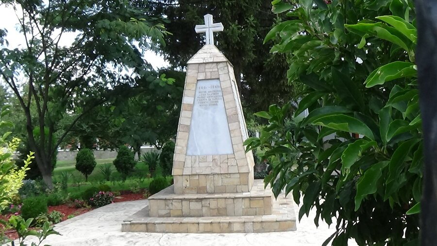 Паметник в чест на загиналите за Родината - Горубляне