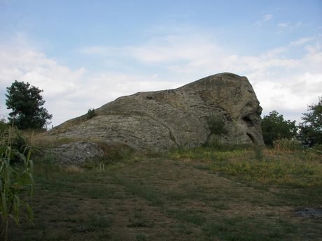 Скално образувание "Лъвът"- Бенковски