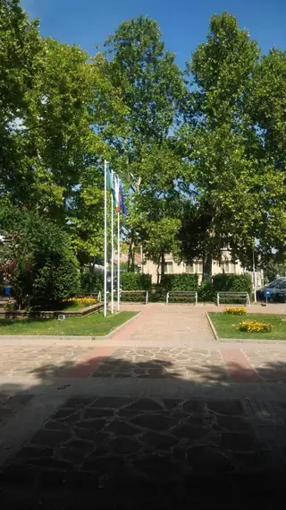 Площад "Освобождение" - Дряново — Дряново