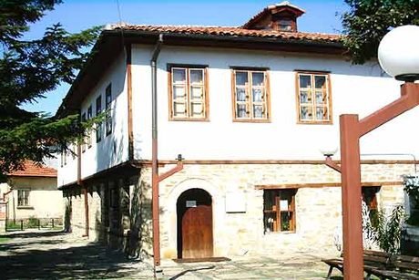 Хаджистояново училище - Севлиево