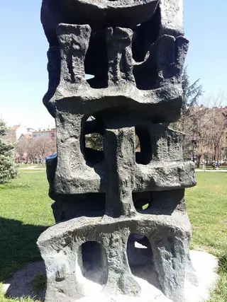 Скулптура Азбуката - София — София