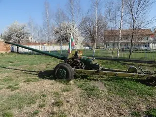 Военно оръдие - с.Лесново — Лесново