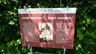 Гробът на Карел Шкорпил — Плиска