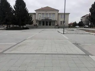 Площад "България" - Долна Оряховица — Долна Оряховица