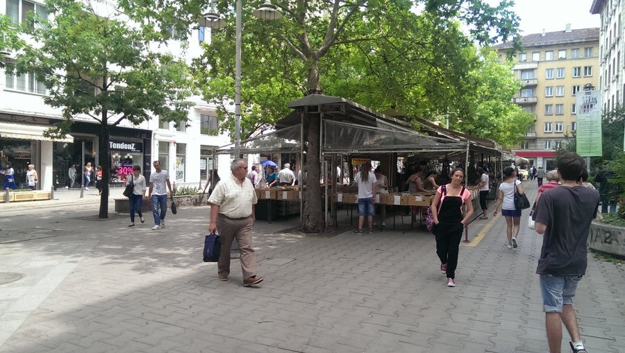 Площад "Славейков" - София