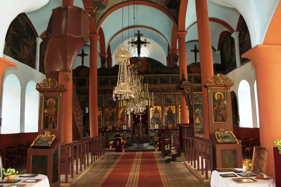 Църква "Св. Архангел Михаил" - Смядово