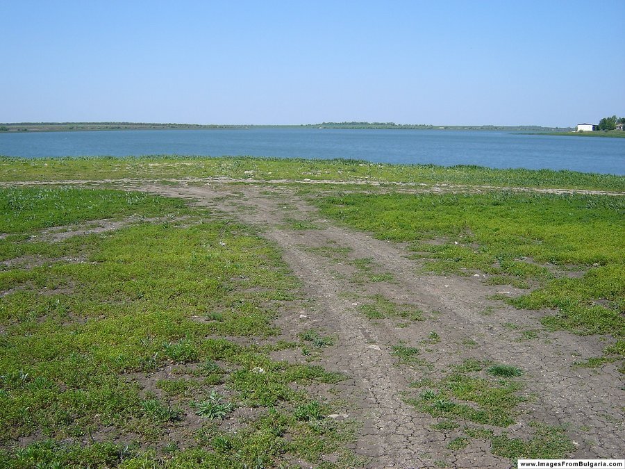 Язовир Горни Дъбник