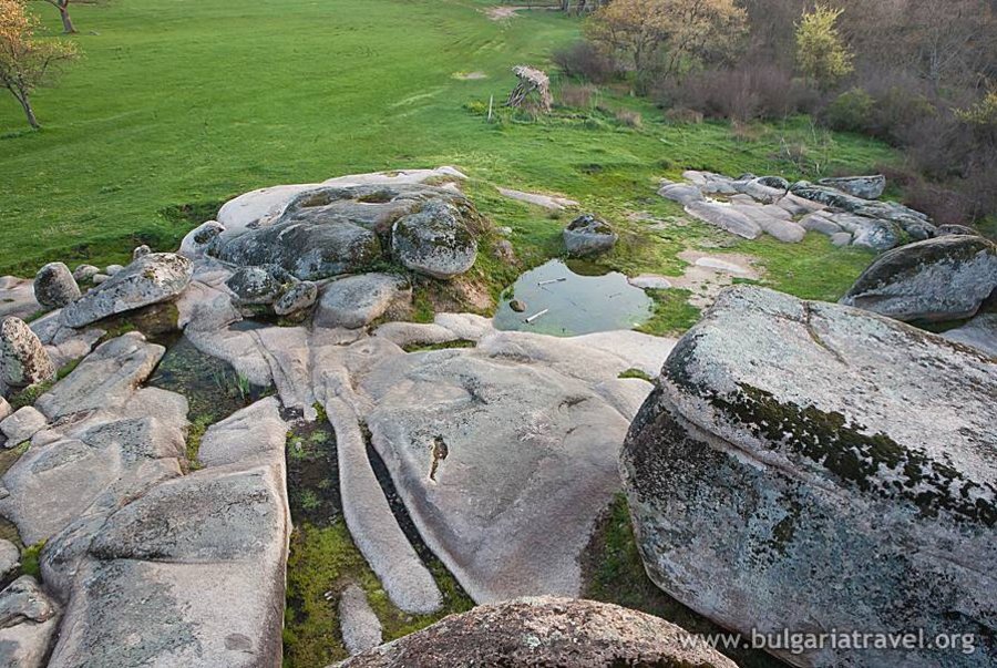 Тракийско светилище "Беглик Таш" - Приморско