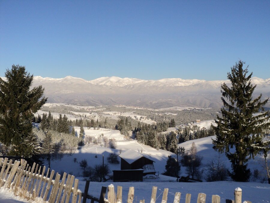 Село Бел камен