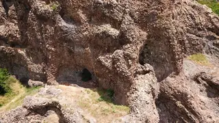 Паскеле кая и Йели кая - с.Звезделина — Звезделина