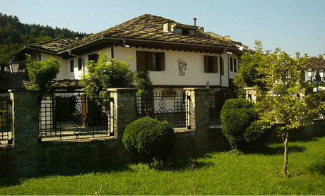 Гaлeрия "Aрт-M"  - Трявна