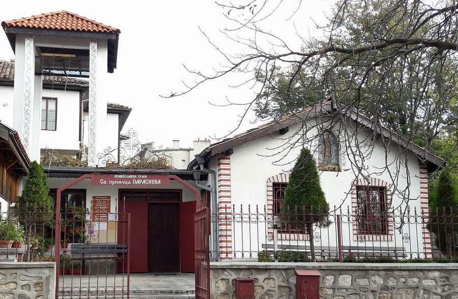 Православен храм "Света Параскева" - Варна