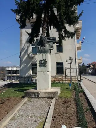 Паметник на Марко Ангелов - с. Камен — Камен