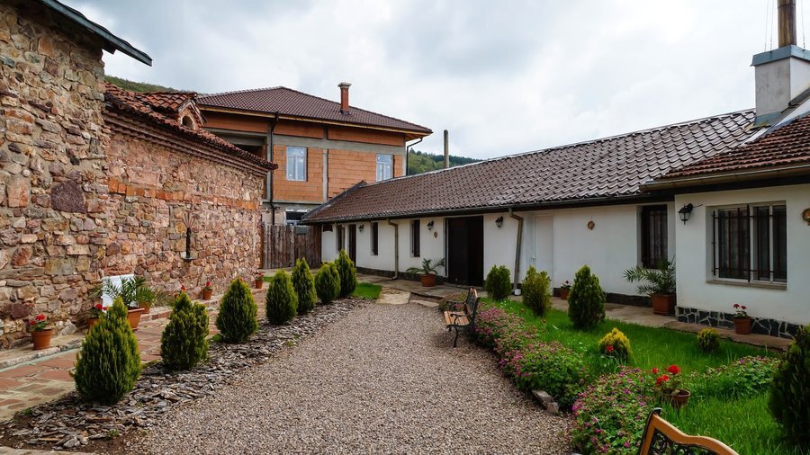 Кремиковският манастир "Свети Георги" - Кремиковци