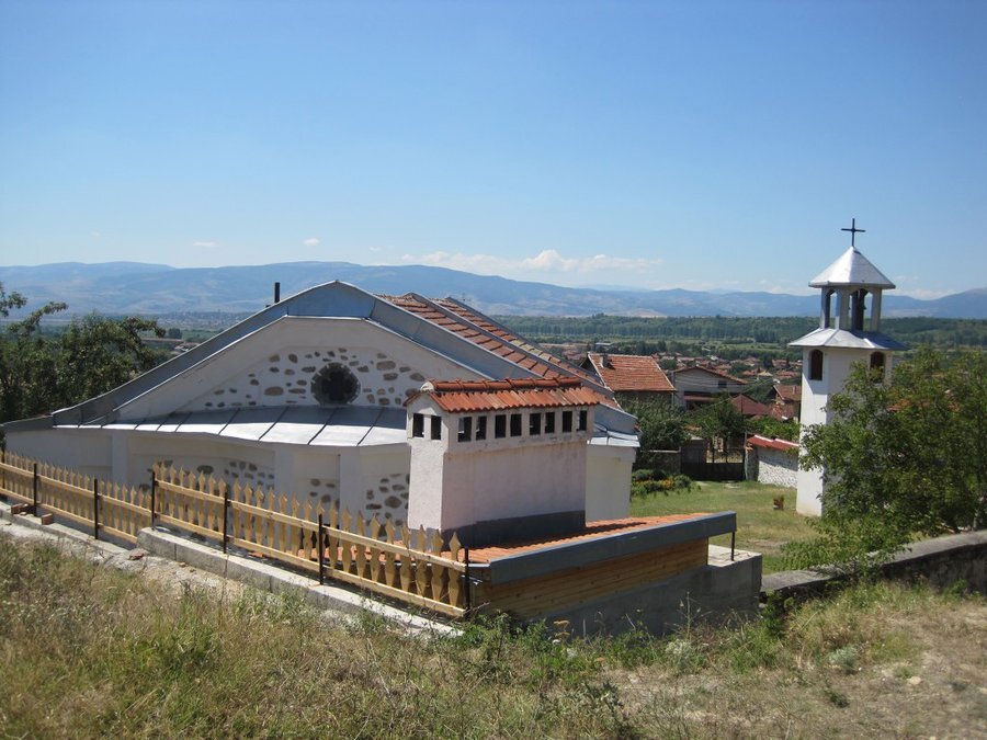 Църква "Св. Прокопий" - Стоб