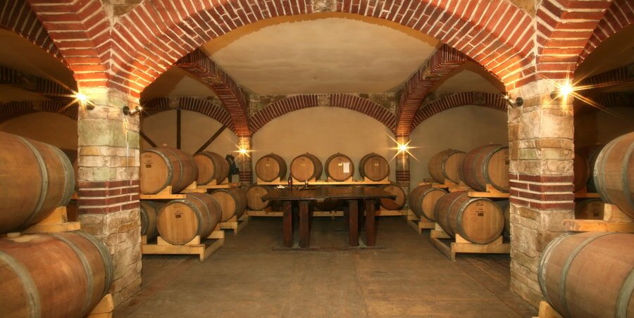 Винарска изба "Бойар" - Поморие