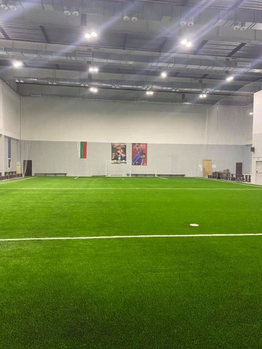 Футболна зала "Бъдеще"