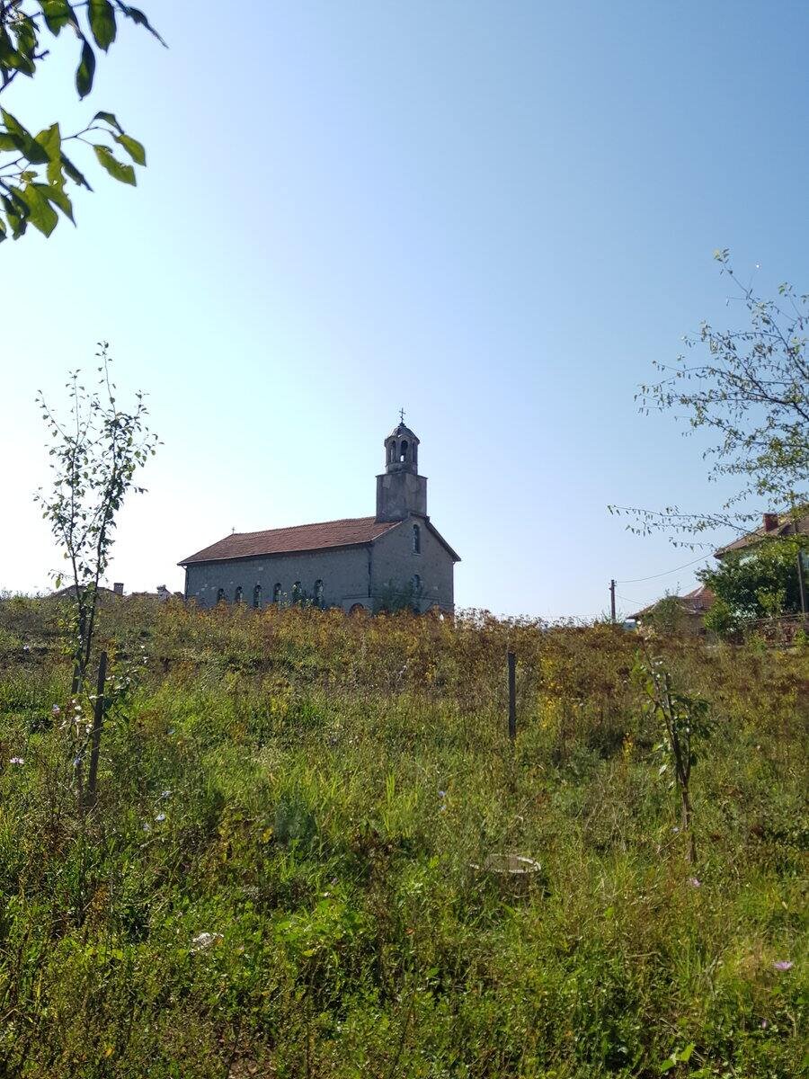 Църква "Свети Дух" - с. Бенковски