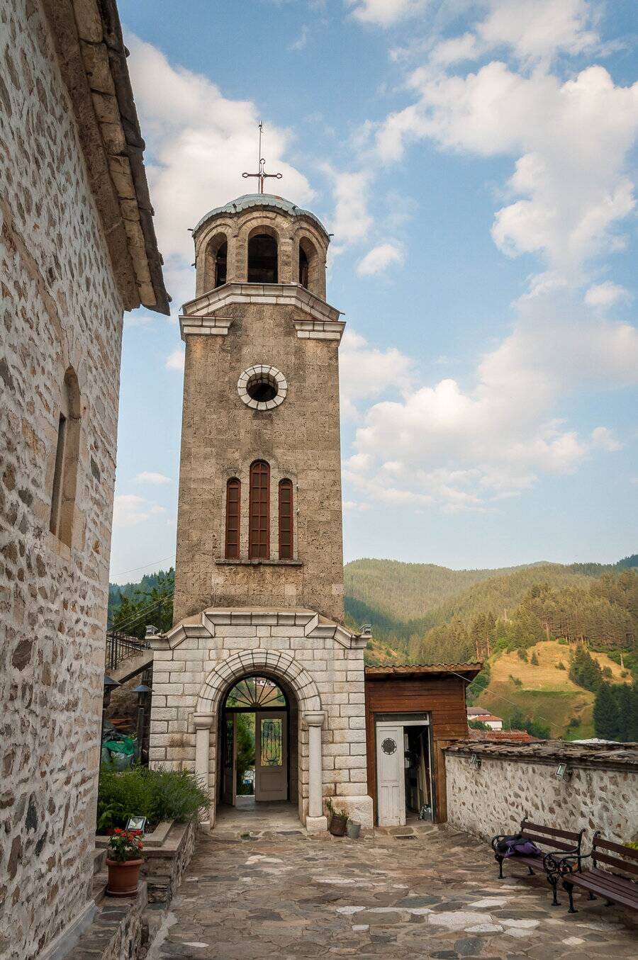 Църква "Св. Атанасий" - Чепеларе