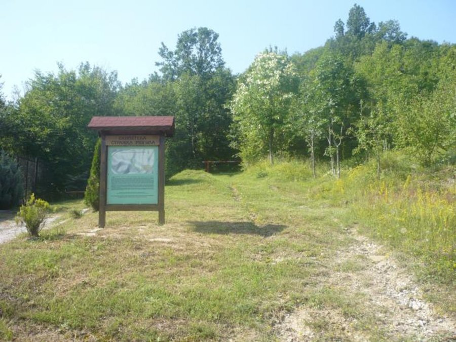 Екопътека "Стражка могила"