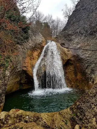 Водопад "Крумова вана" — Камчия