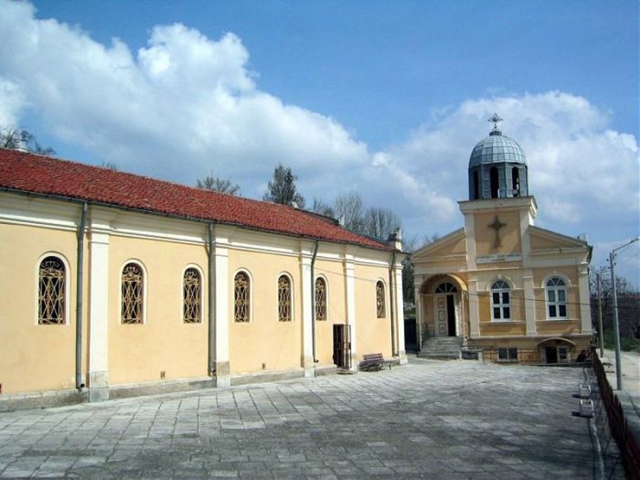 Православен храм "Св. Възнесение" - Шумен