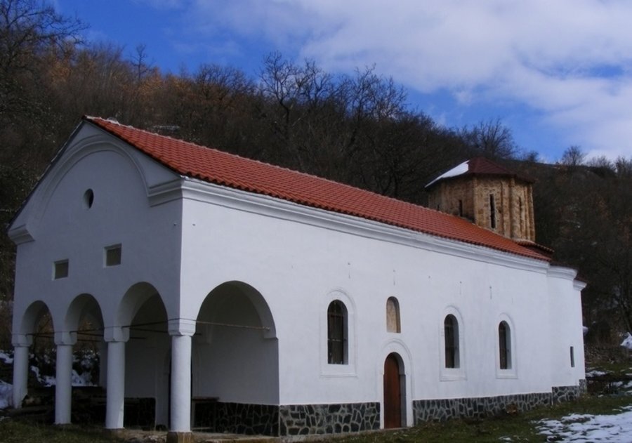 Пещерски манастир "Свети Николай Мирликийски"