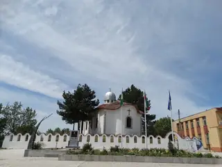 Църква "Св. Троица" - с. Остров — Остров