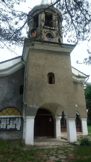Храм "Света Богородица - Живоприемний източник" — Дебелец