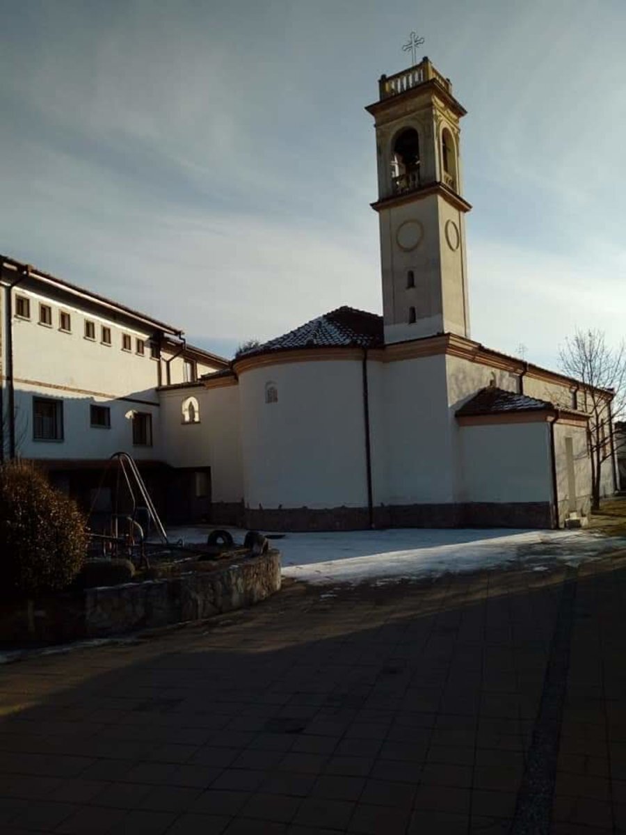 Католическа църква "Св. Св. Петър и Павел" - Хисаря