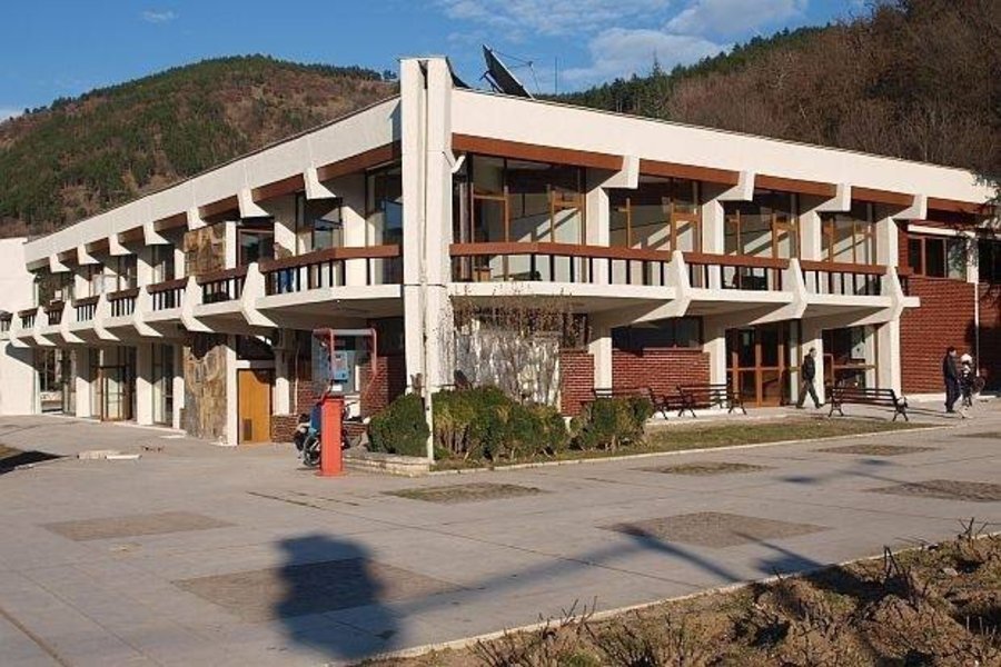 Младежки дом - Благоевград