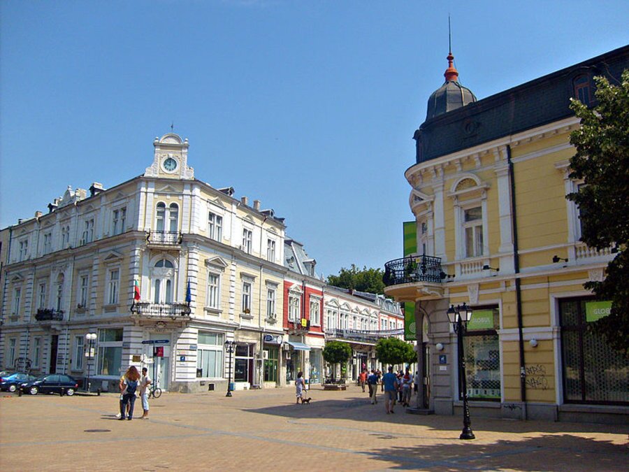 Сградата на бившата банка "Гирдап" - Русе