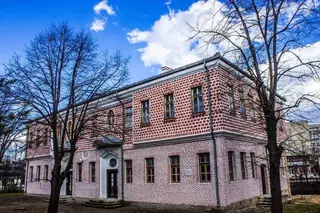 Славейковото училище - Търговище — Търговище