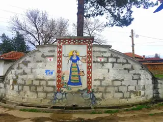 Чешма - с.Сенник — Сенник