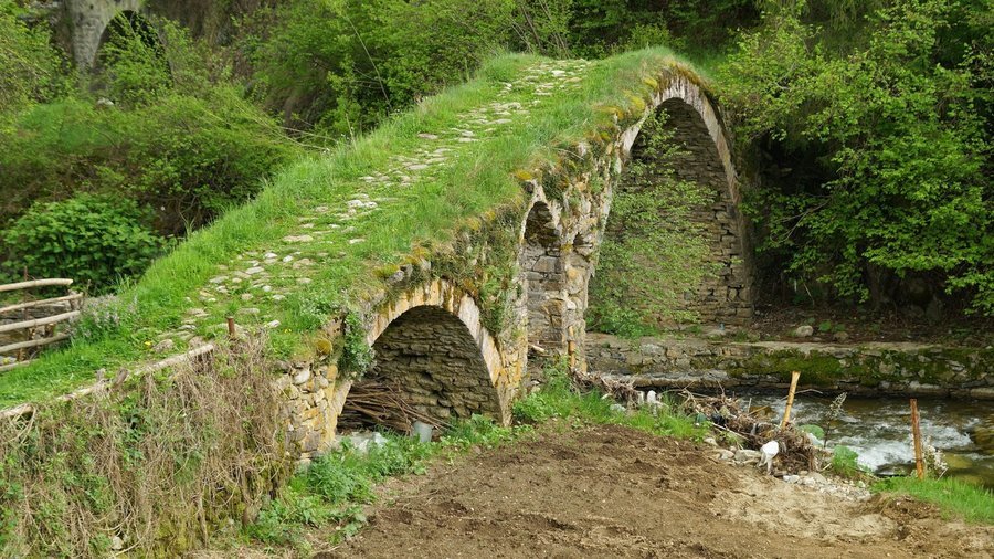 Римски мост - Бостина
