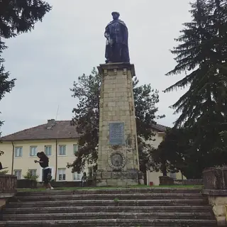 Паметник - с.Чавдарци — Чавдарци