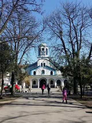 Храм "Св. Троица" - София — София