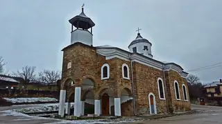 Църква "Свети Николай" - с.Янтра — Янтра