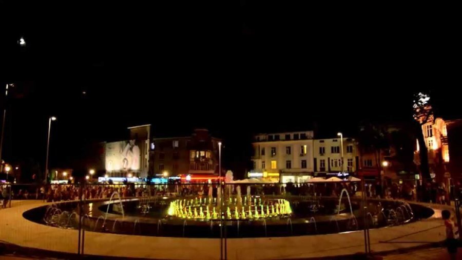 Фонтан на пл. "Независимост" - Варна