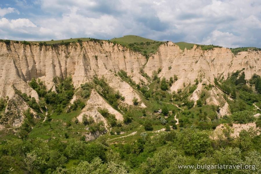 Мелнишки пирамиди