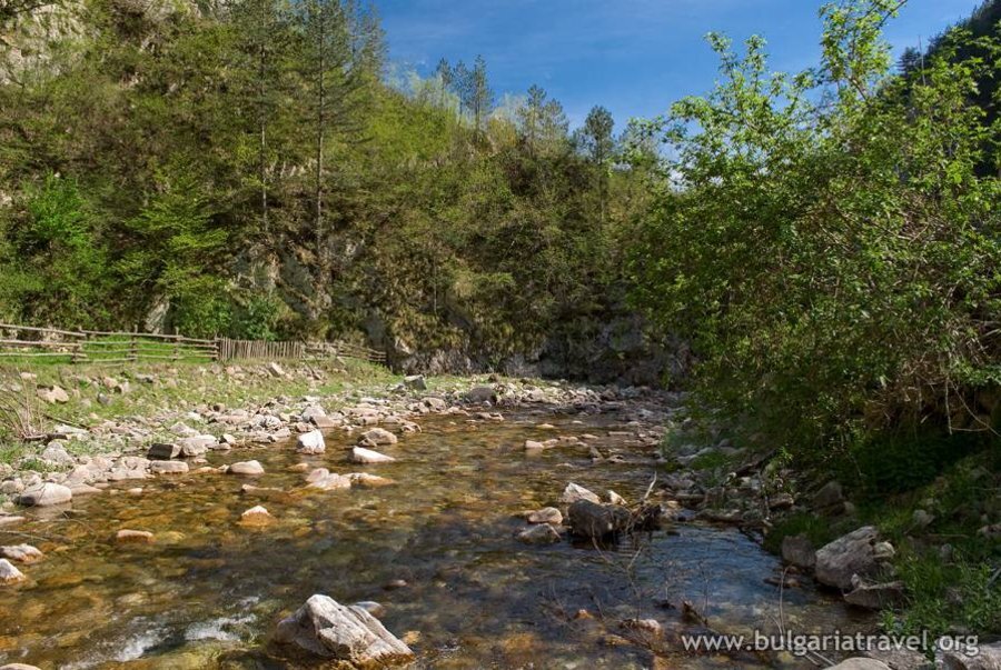 Резерват "Казаните"