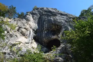 Ваклите дупки - с.Забърдо — Орехово
