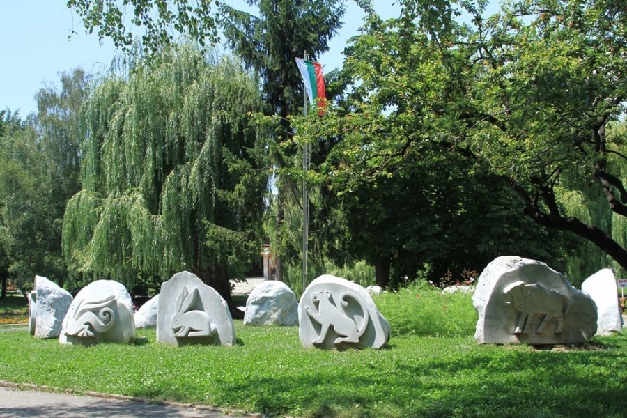 Древен слънчев календар - Разлог