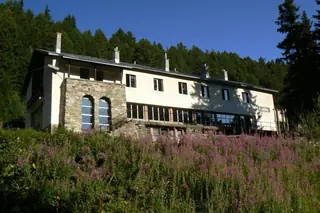 Хижа "Скакавица" — Сапарева баня