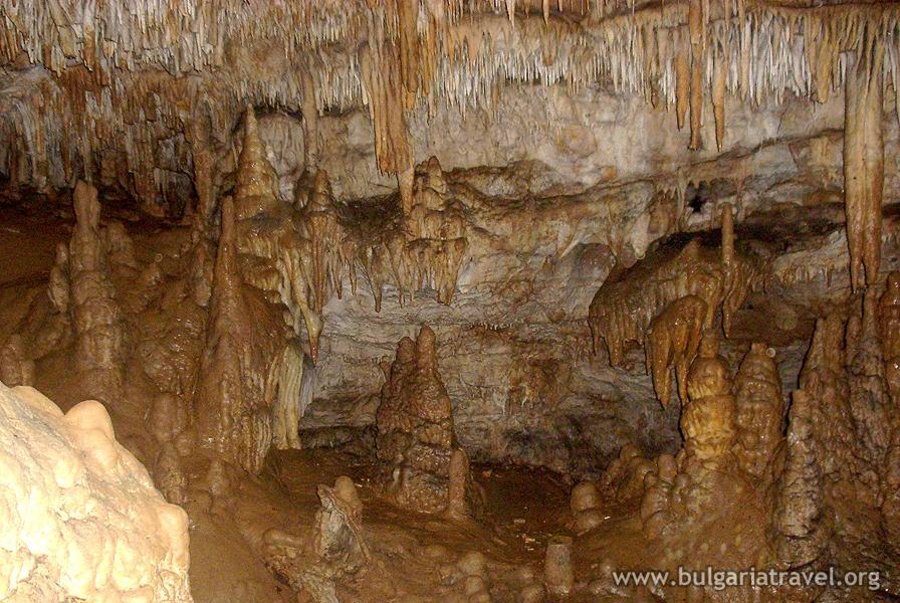 Пещера Духлата